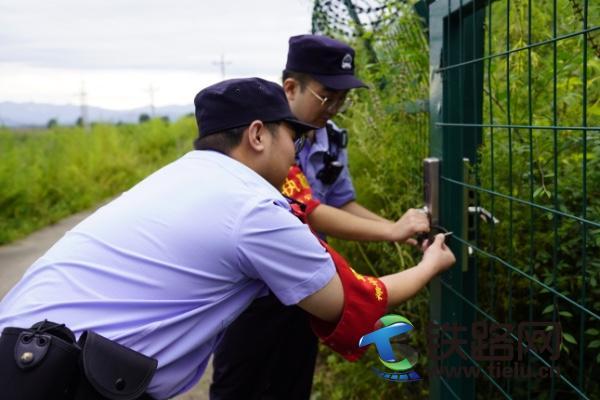 Ѳ [ ԭƽվɳȫoݠ^ƽ